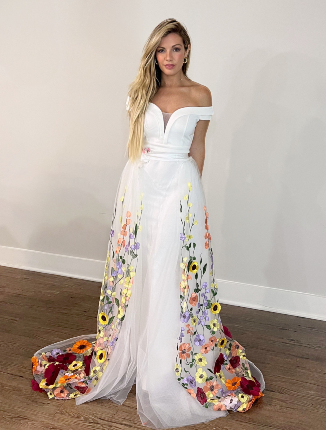 3D Colorful Flowers Tulle Bridal Wedding Train M 3D Colorful Flowers Tulle Bridal Wedding Train M