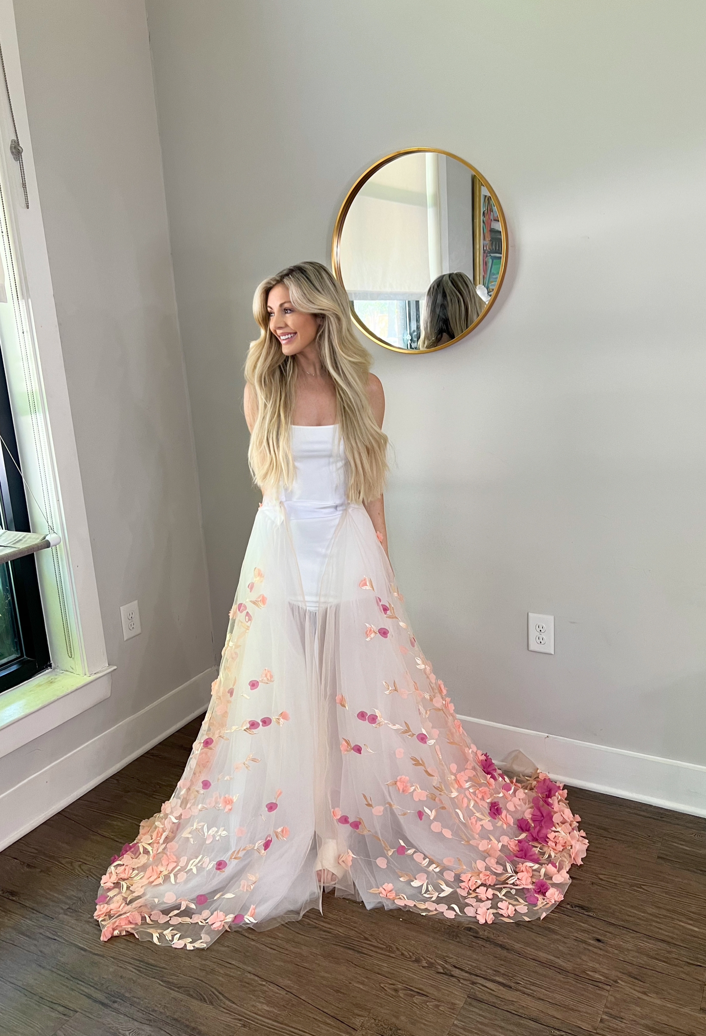 Romantic Pink Ombre Flowers Detachable Tulle Wedding Train Bridal Over