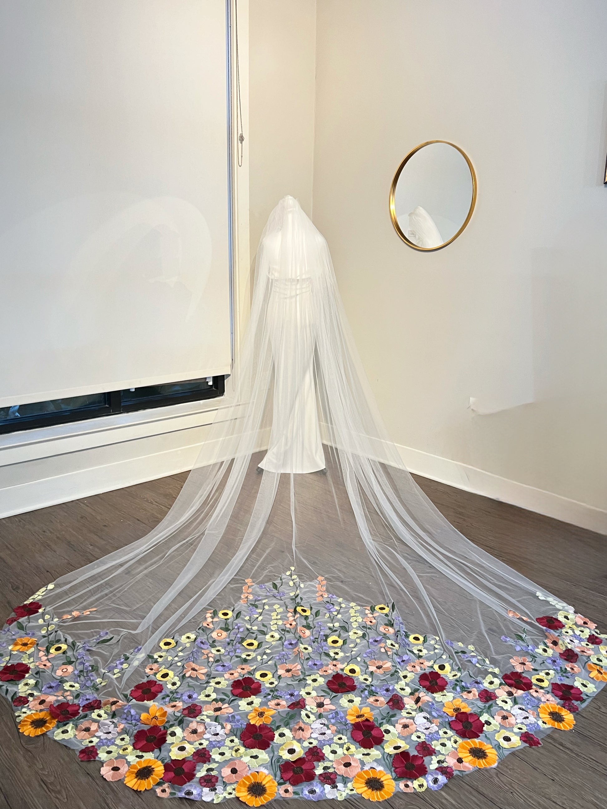 Long cathedral length wedding veil with flowers, long unique bridal veil, 3D floral wedding veil wedding accessories, colorful cheap wedding veil, outdoor wedding veil