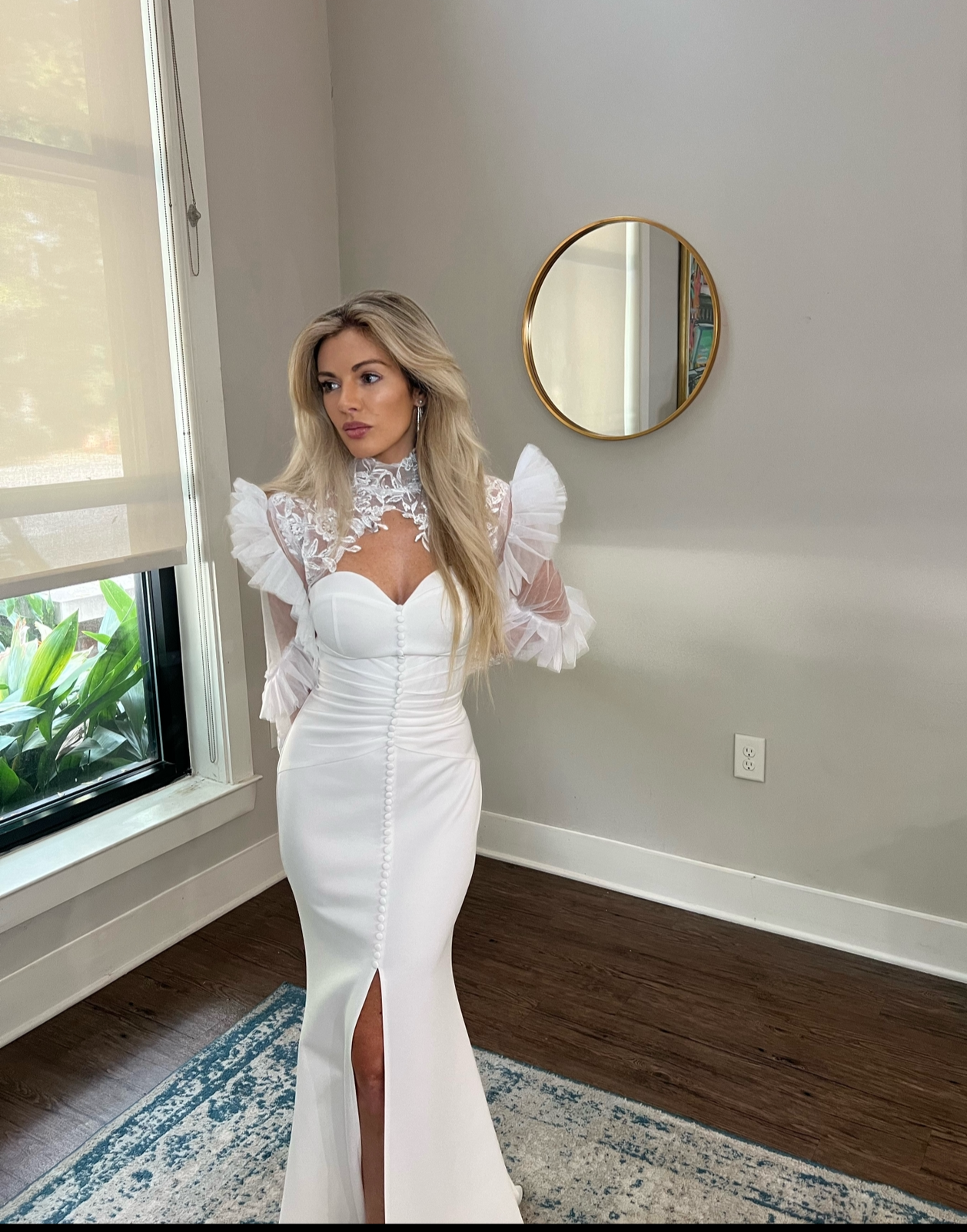 Old Hollywood Lace Wedding Sleeves