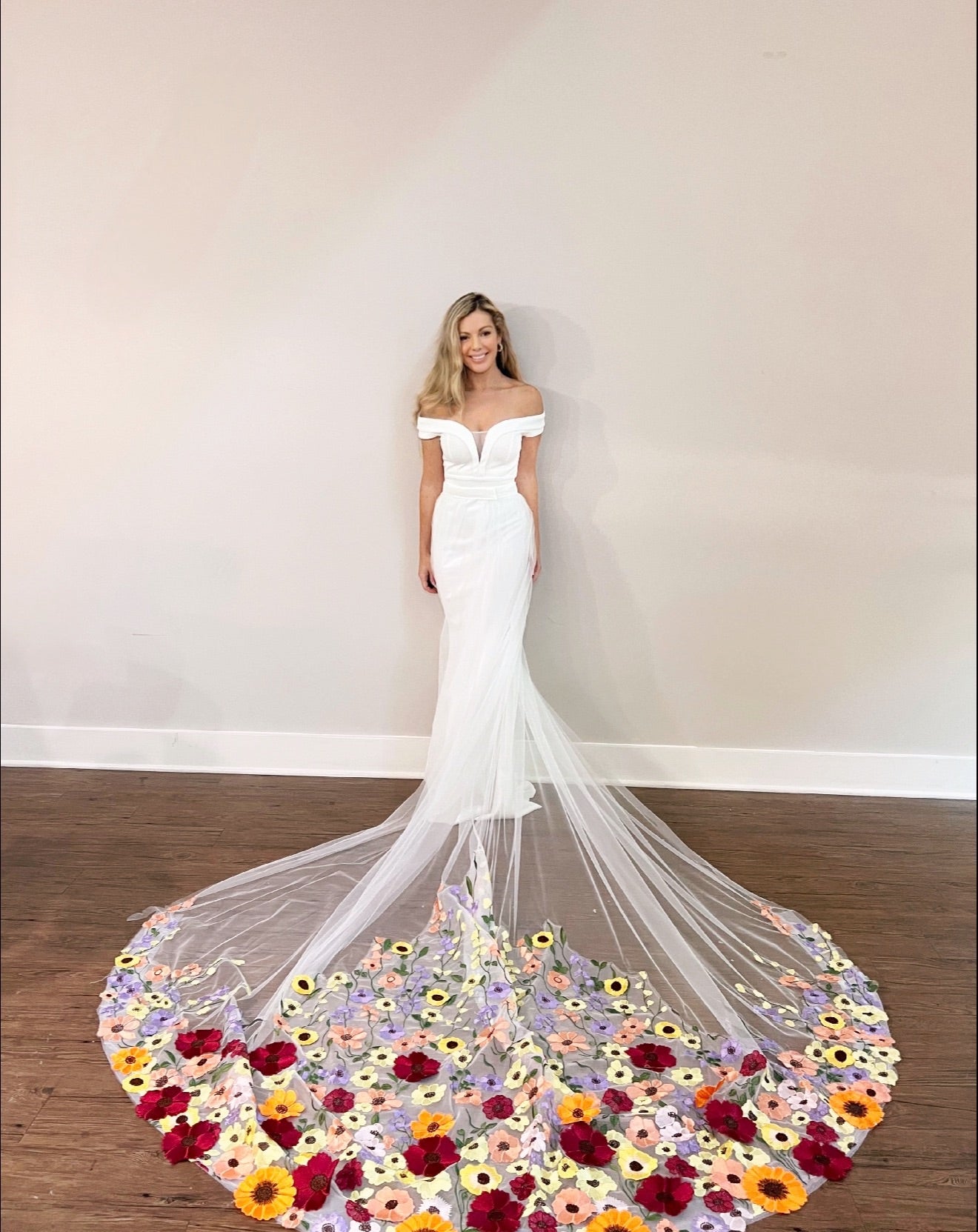 Detachable Tulle Wedding Train with Colorful 3D Floral Flowers Embroidery