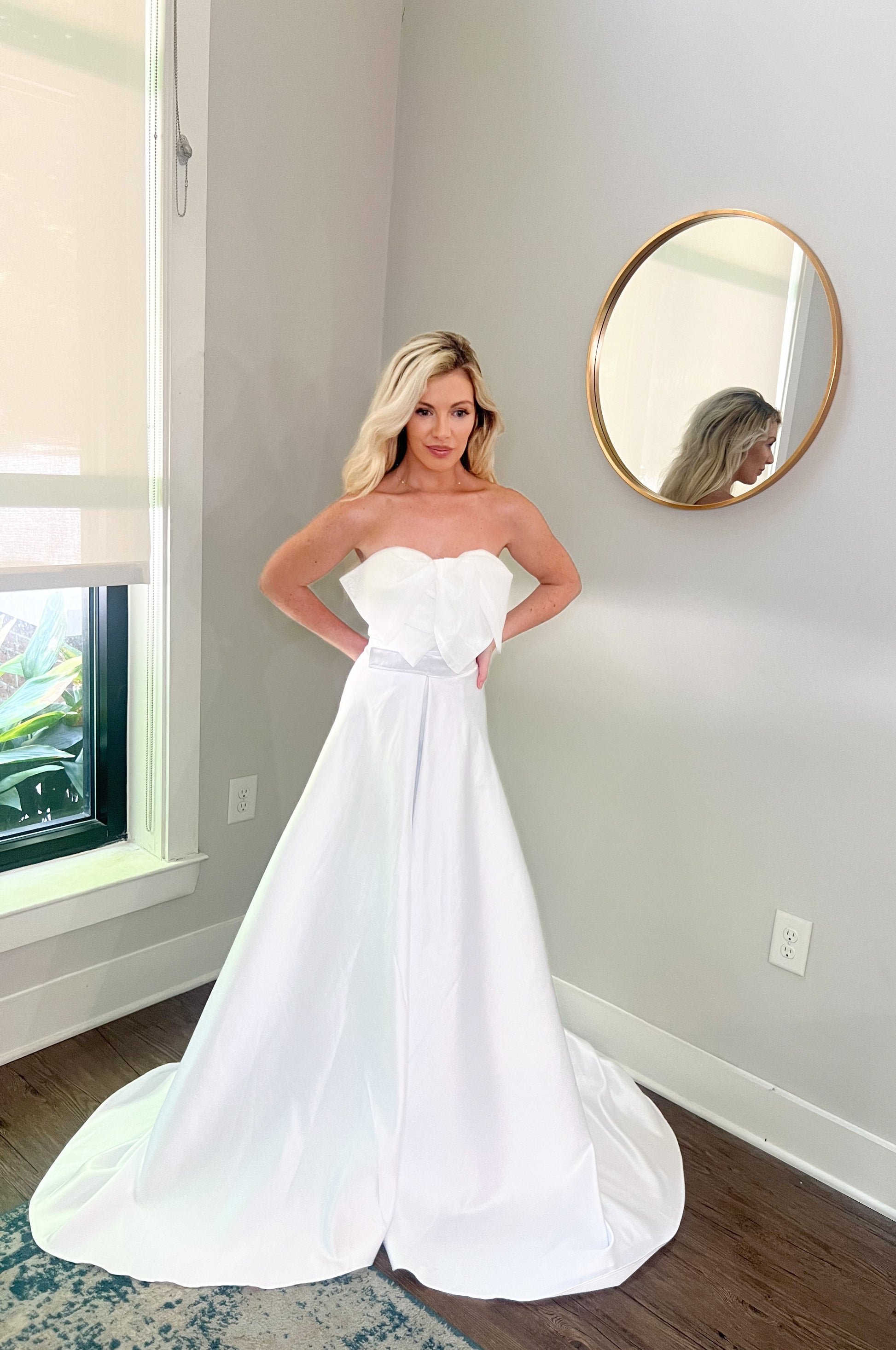 Accent Bow Ballgown Wedding Dress Strapless Bridal Gown