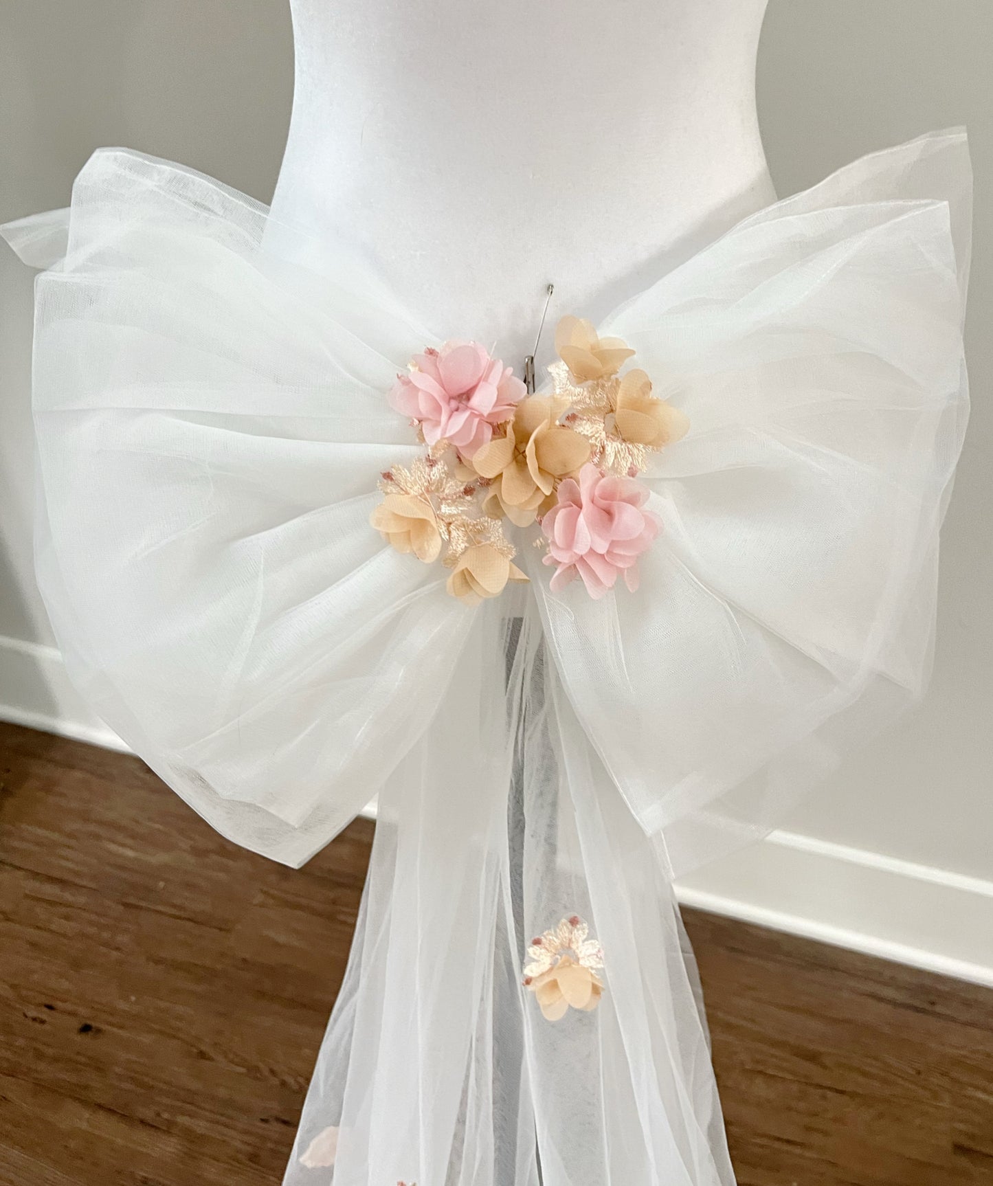 Tulle Bridal Bow with Flowers