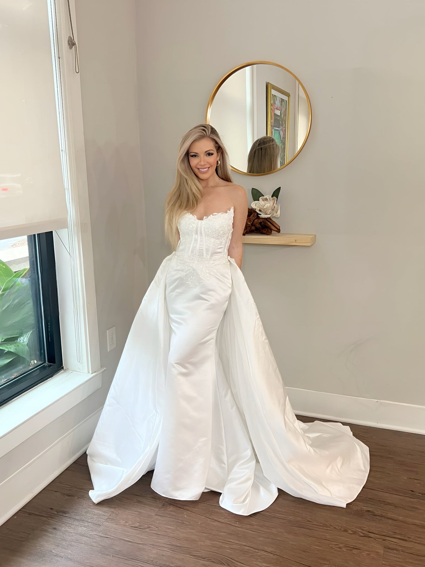 Two-in-One Satin Mermaid Wedding Dress with Satin Detachable Train – Versatile Elegance