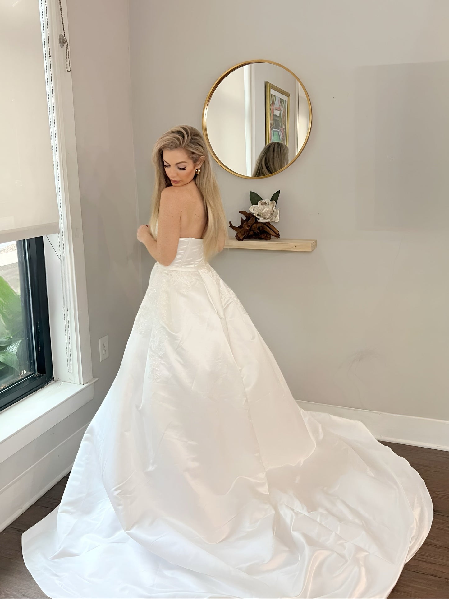 Two-in-One Satin Mermaid Wedding Dress with Satin Detachable Train – Versatile Elegance