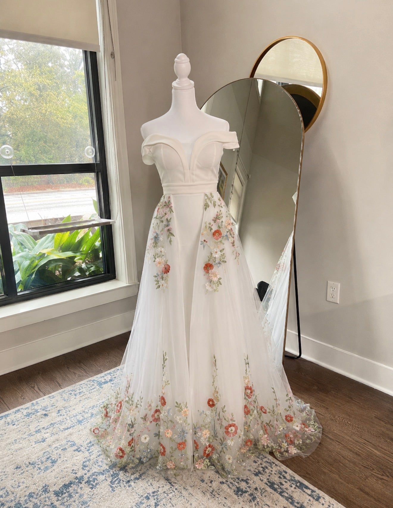 Embroidered and Sequins Floral Overskirt – 3D Flower Tulle Wedding Skirt