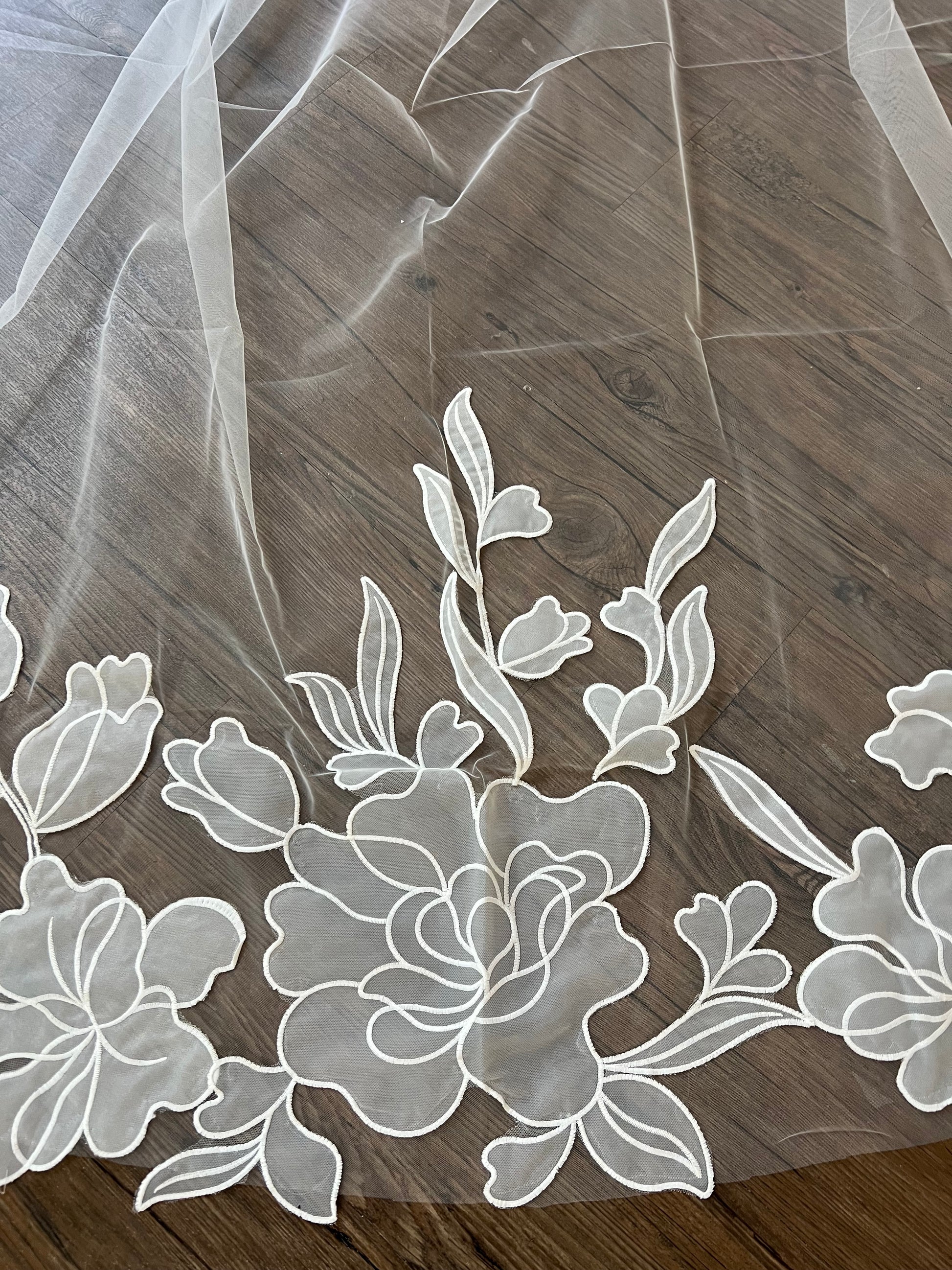 Floral embroidered trim Simple Veil close up view pic 2
