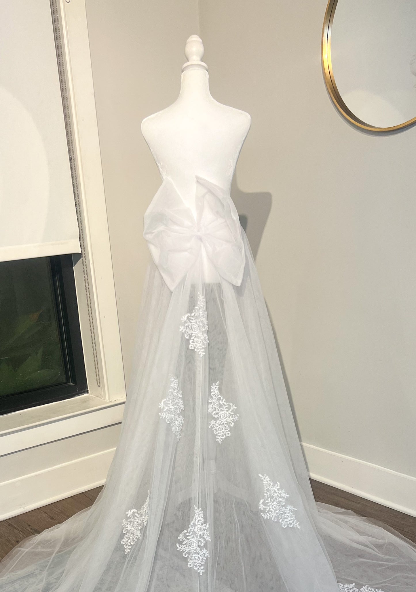Lace Detail with Chiffon Bow Removable Wedding train without Belt