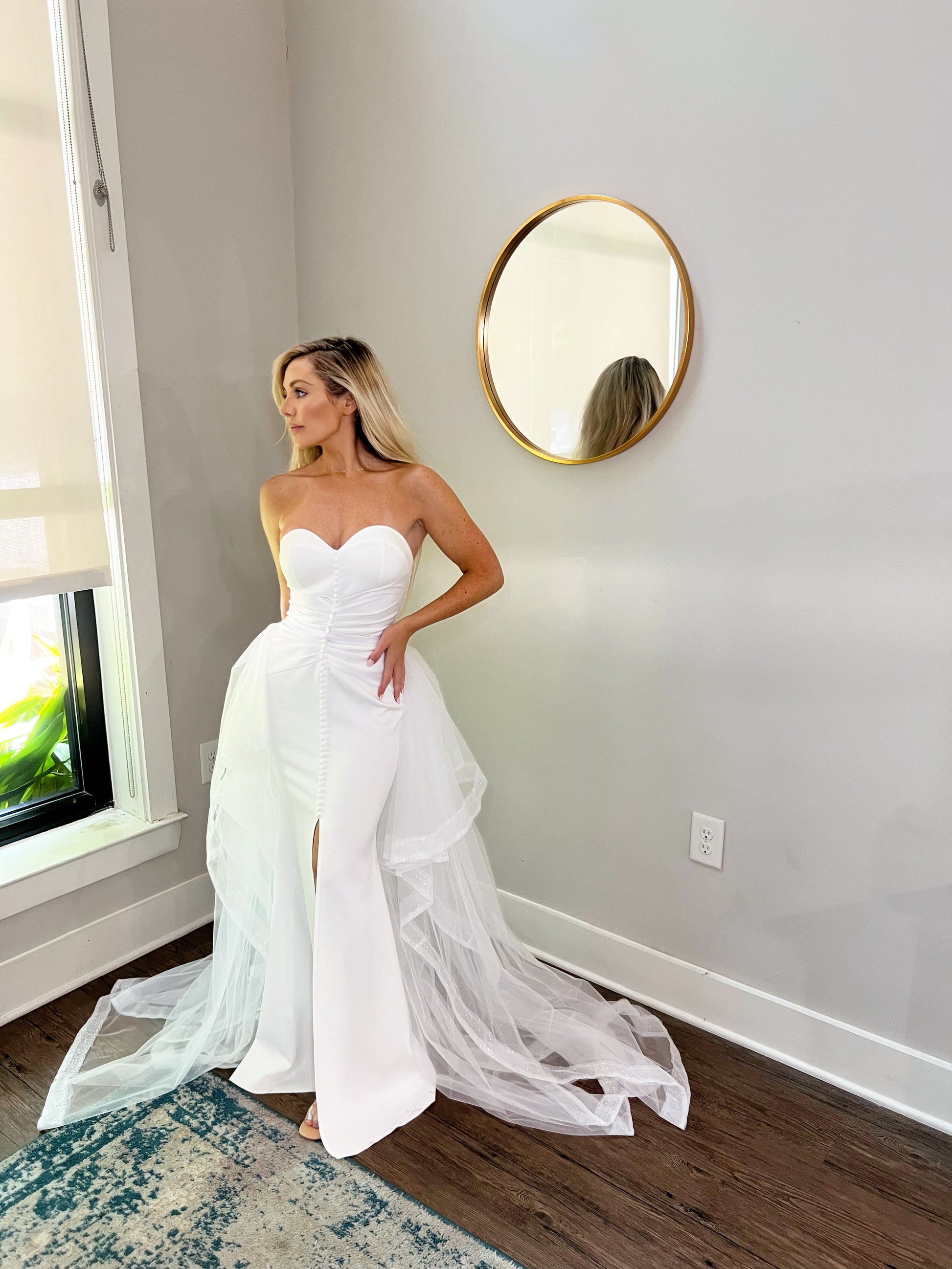 Layered Tulle Elegant Detachable Wedding Train: Sparkling Trim – Haus of Lace
